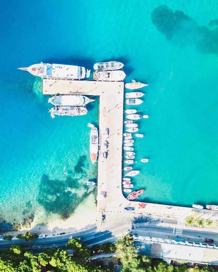 Apartman *Sanja* Omis Omiš Exterior foto