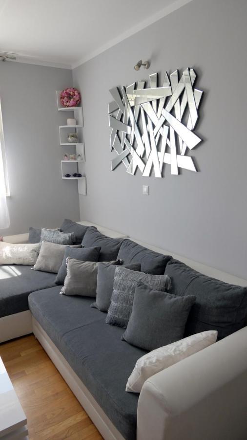Apartman *Sanja* Omis Omiš Exterior foto