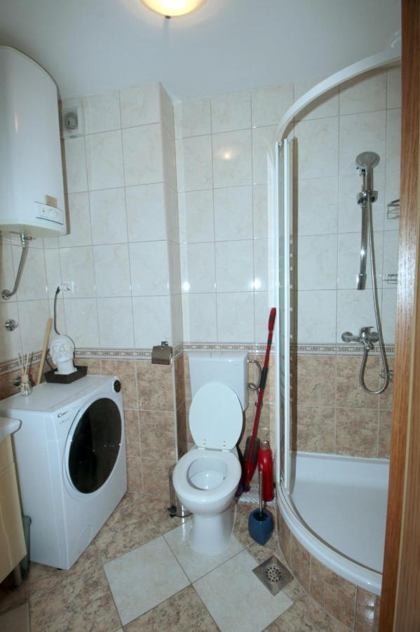 Apartman *Sanja* Omis Omiš Exterior foto
