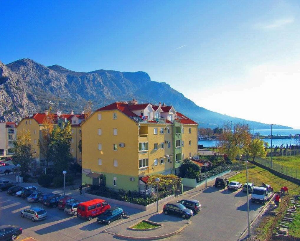 Apartman *Sanja* Omis Omiš Exterior foto